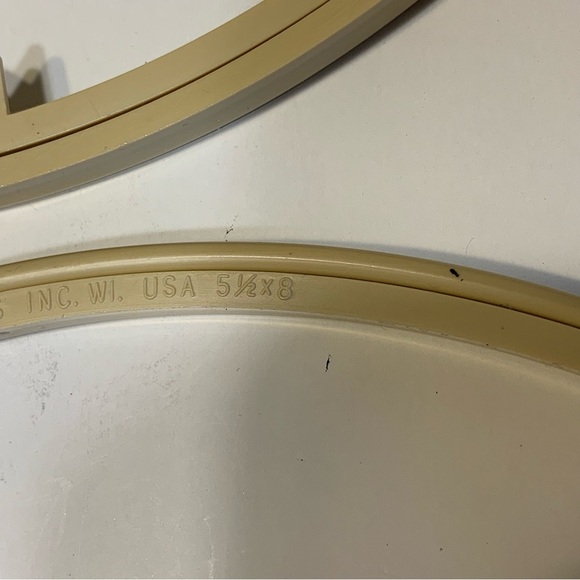 New Berlin Set of Two Plastic 5.5 x 8 Cross Stitch Plastic Frame - Picture 6 of 6